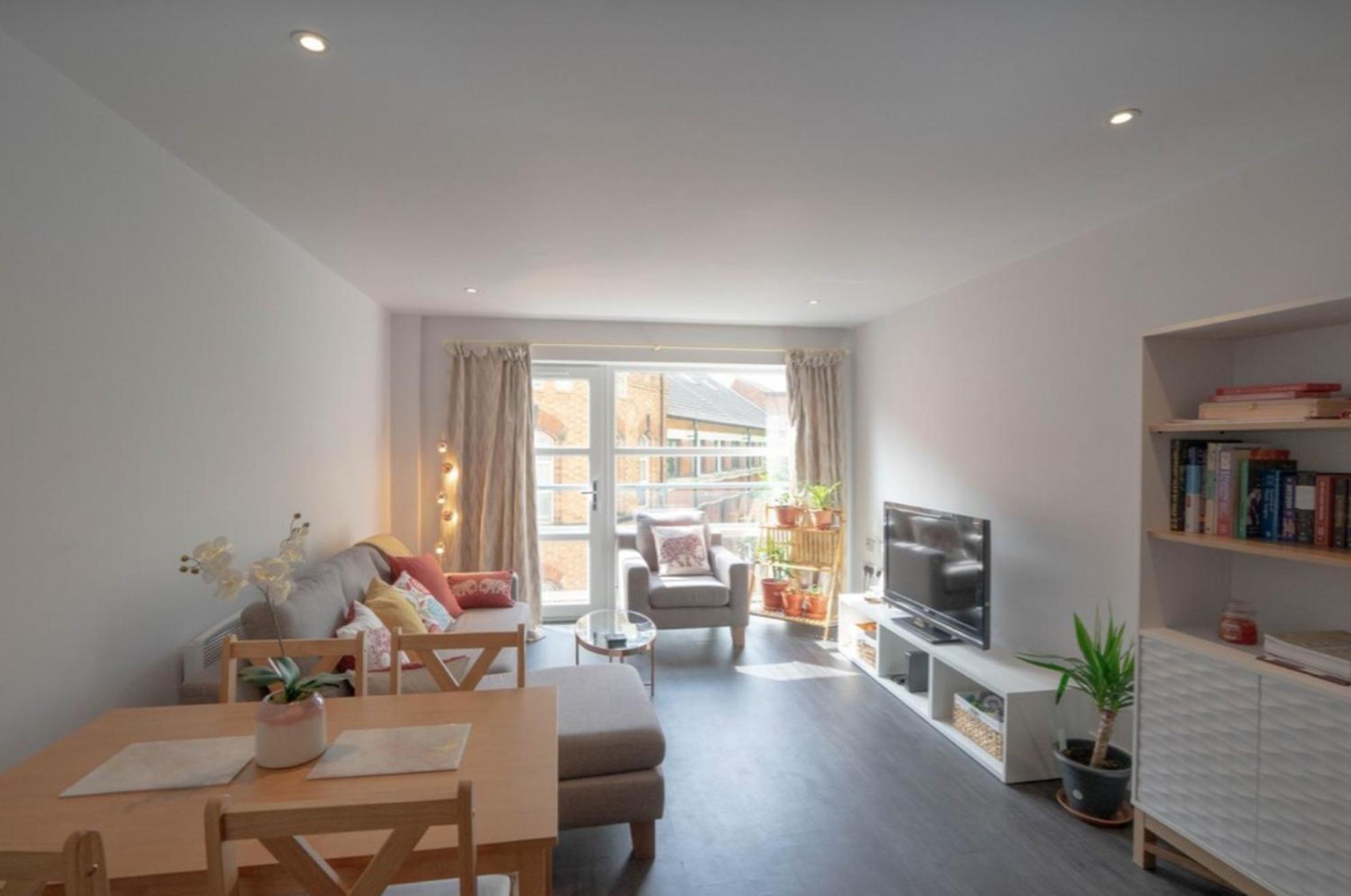 Gorgeous Spacious 2 Bed 2 Bath Apartment Leicester Exterior photo