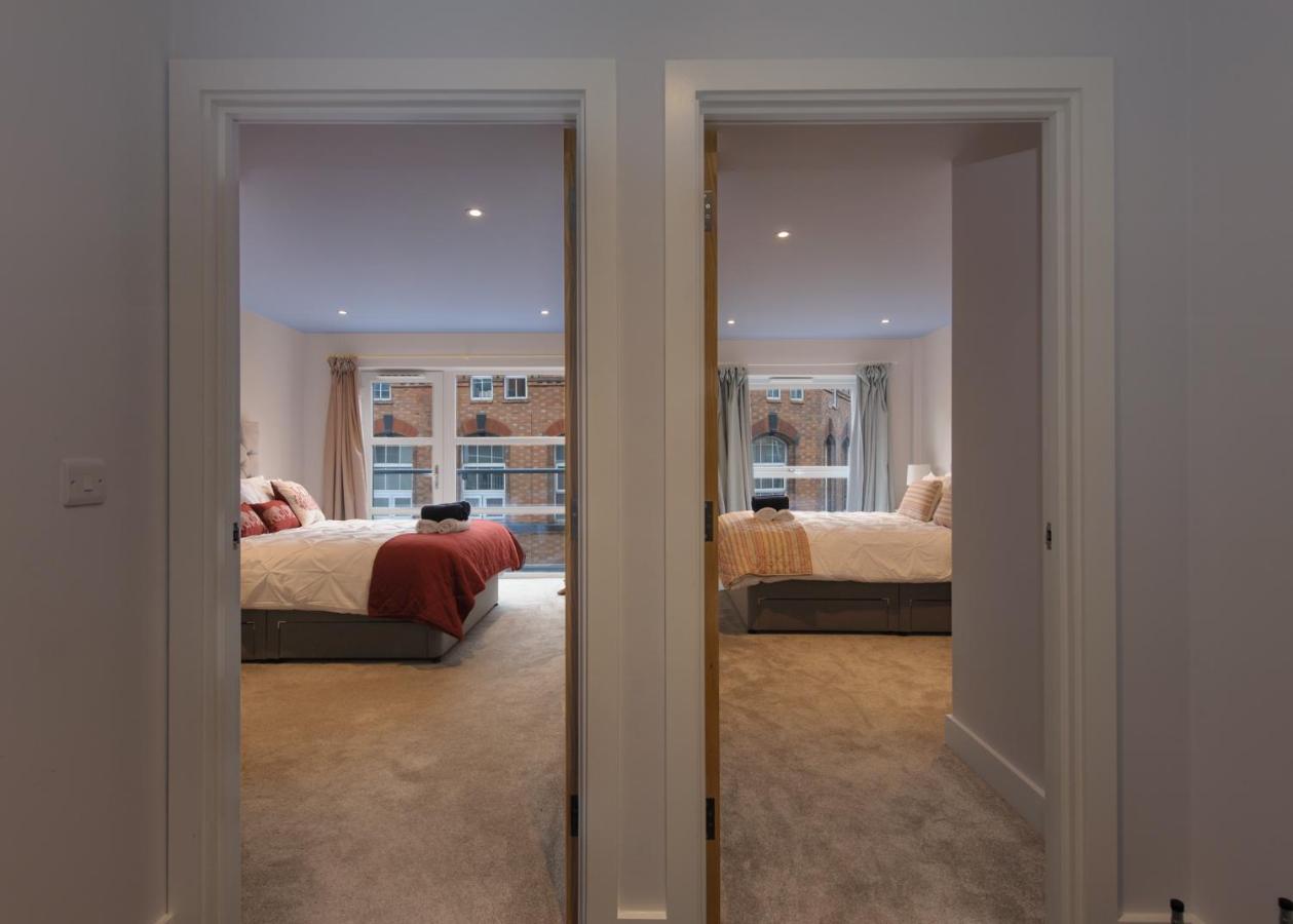 Gorgeous Spacious 2 Bed 2 Bath Apartment Leicester Exterior photo